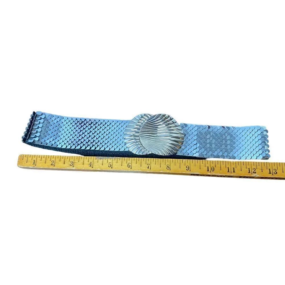 Vintage Silver tone stretch belt with circular belt buckle 60s 70s